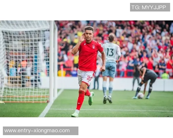 本戴维斯谈留队决定及对布伦南约翰逊的怀念情感